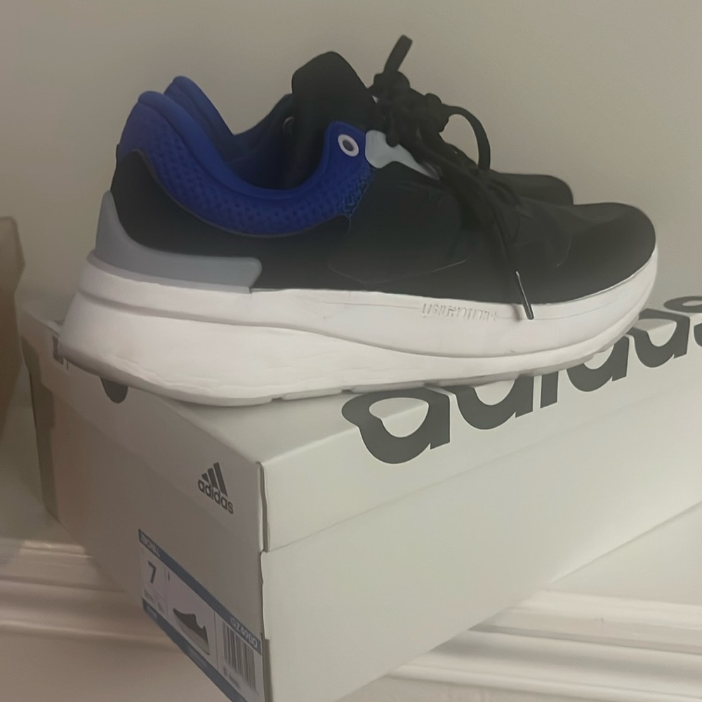 ZNChill Adidas Blue/Black  Women’s 7